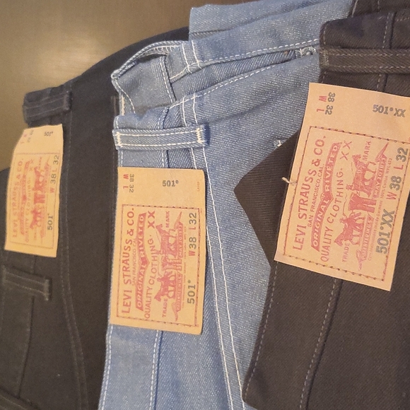 Levi's - Picture 16 of 16